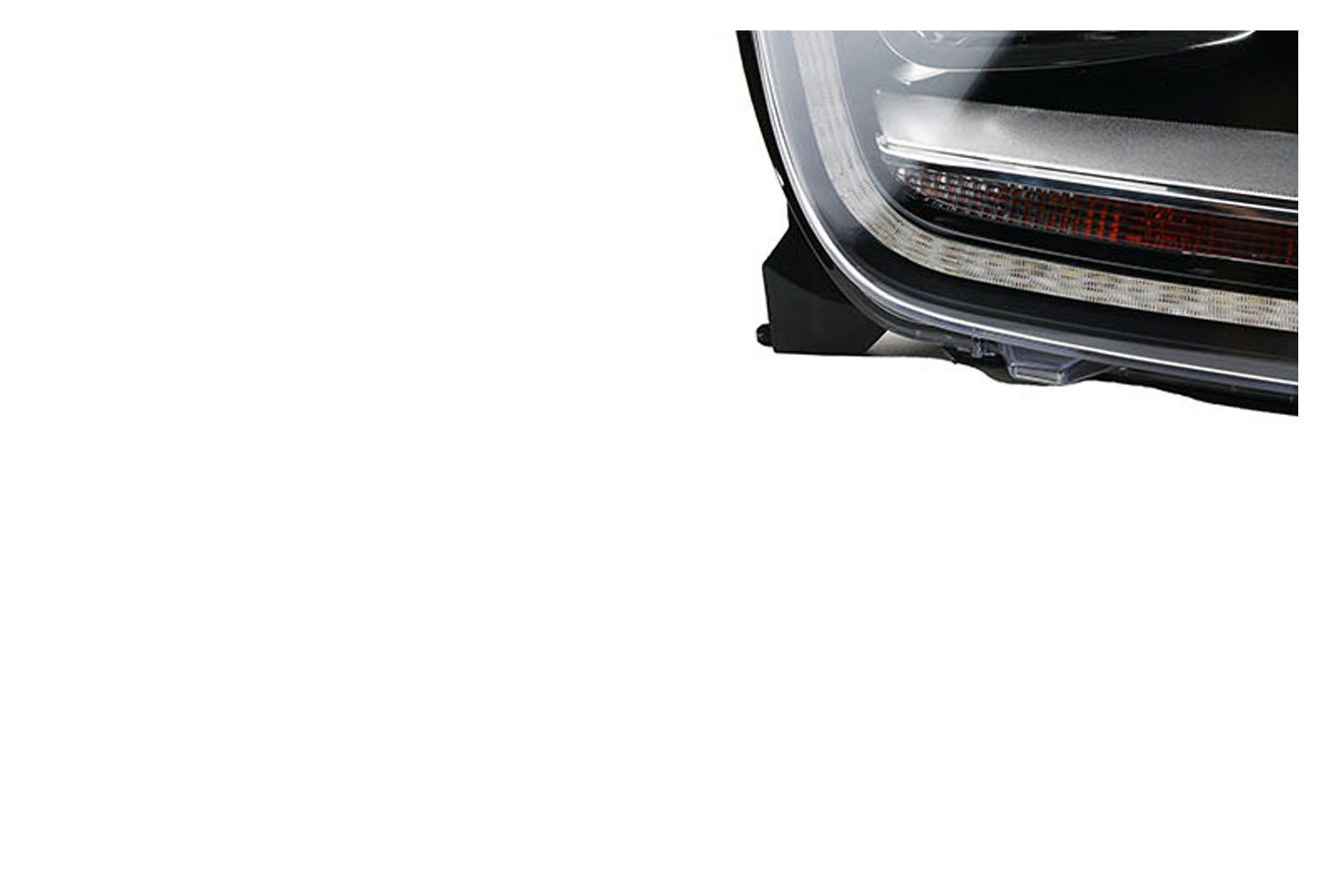 Phare liquidation Ds8 Droit prévu pour VW Amarok 2HA/2HB 01/13- avec actionneur